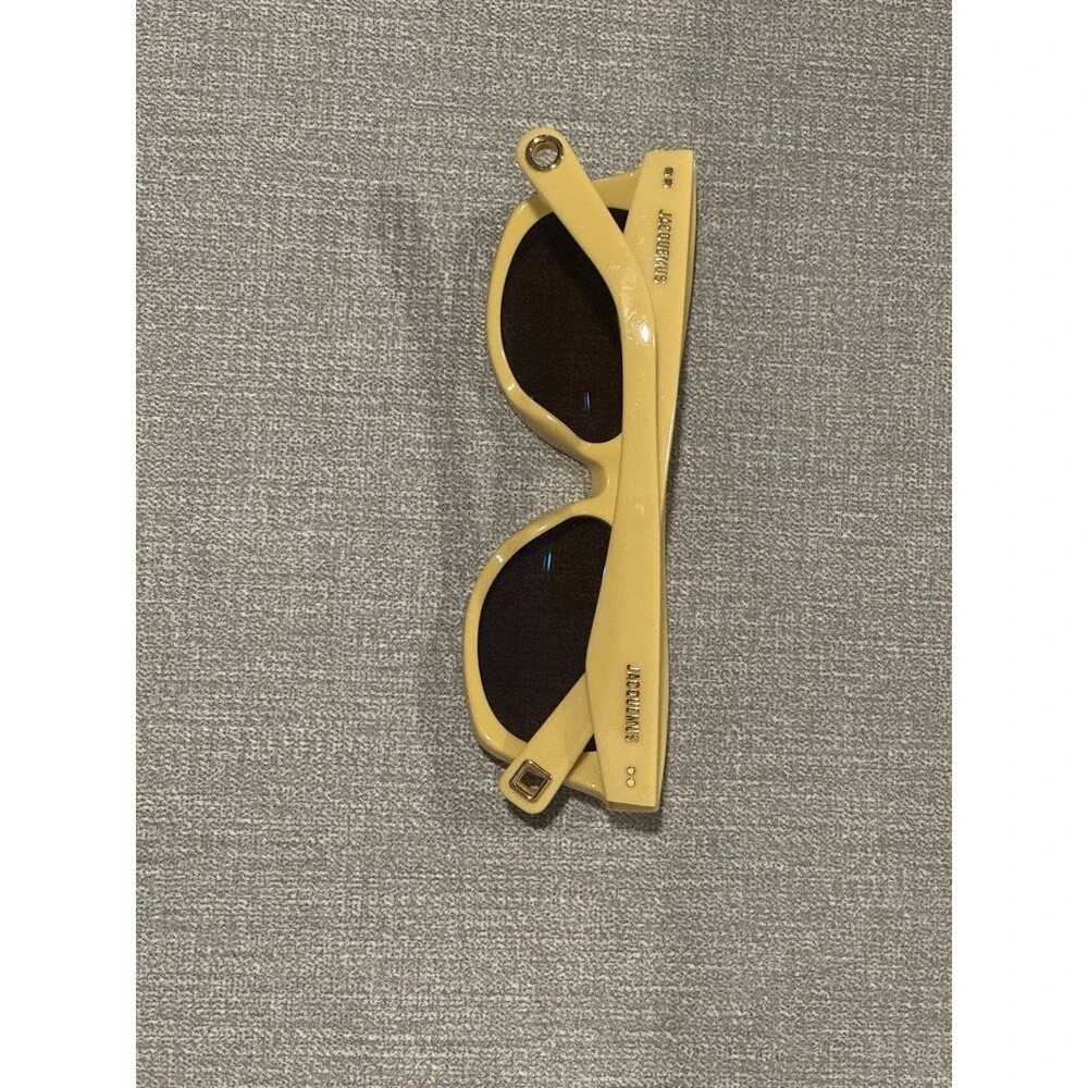 Jacquemus Pina JAC58S Milky Amber Yellow Sunglasses Brown Gradient Lens 55mm